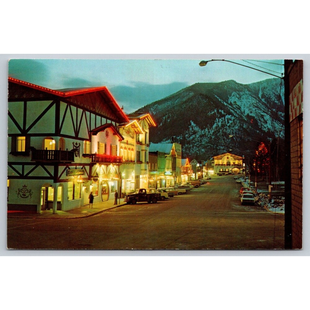 Vintage Postcard Christmas in Bavarian Village Leavenworth Washington  c1960s OR